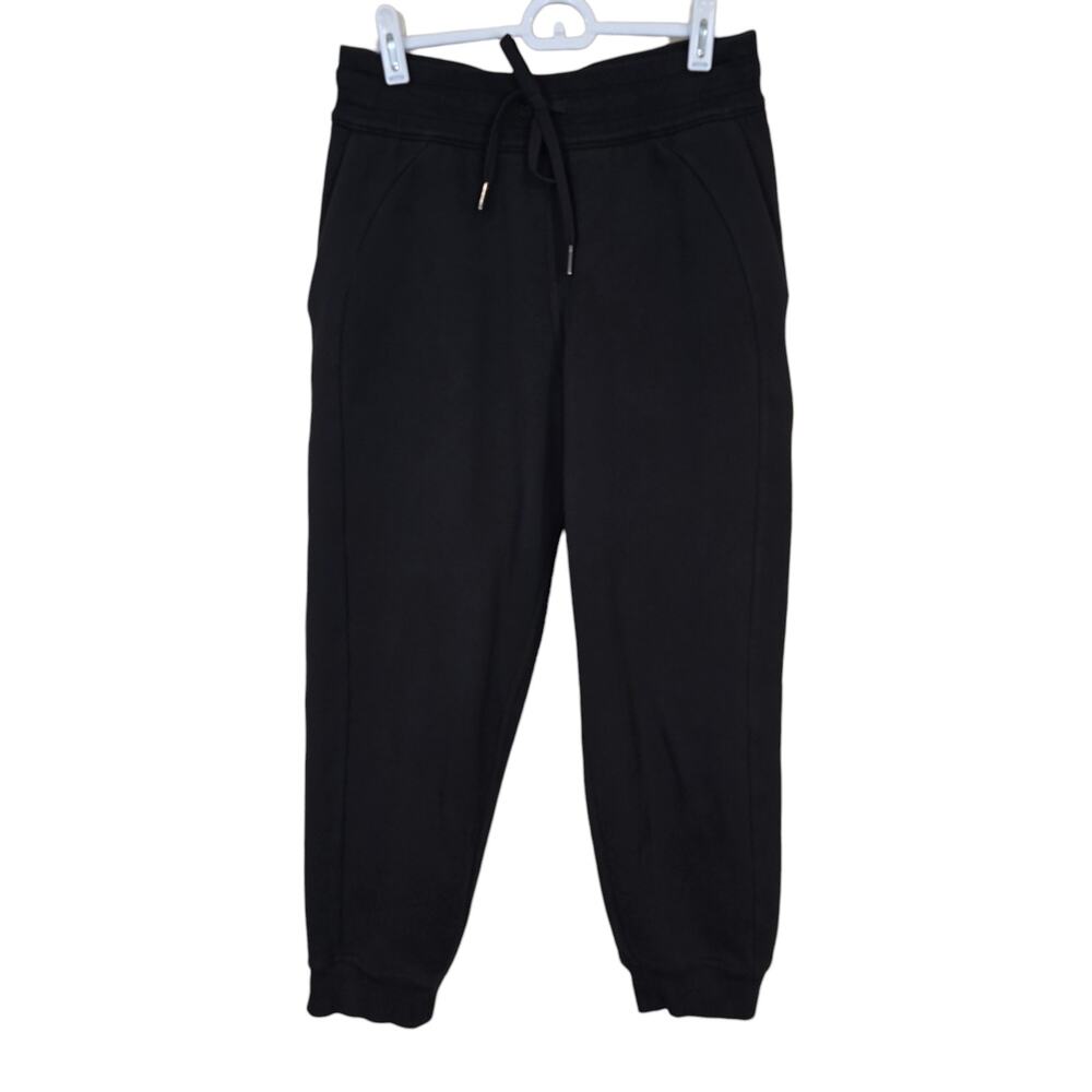 Women's Lululemon Black Scuba Crop Jogger Sweatpants | Size 6